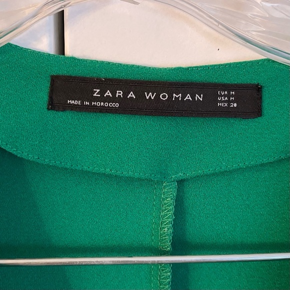 Zara Women’s Green Mini Dress with Ruffle Sleeves - Picture 9 of 11